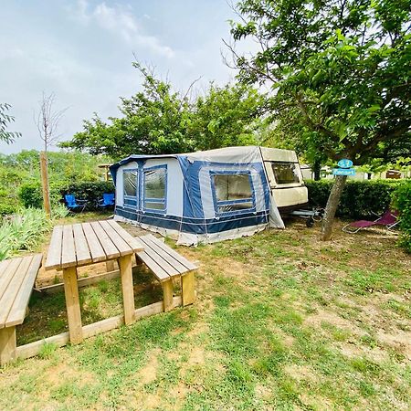Family's Camping les Rives de l'Hérault Gignac  Exterior foto