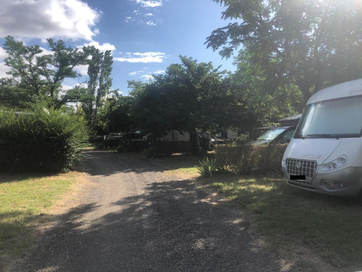 Family's Camping les Rives de l'Hérault Gignac  Exterior foto