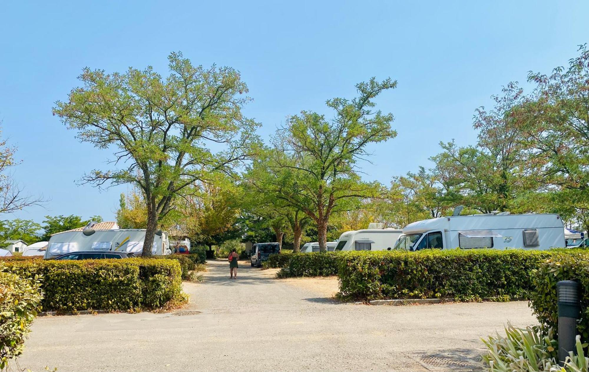 Family's Camping les Rives de l'Hérault Gignac  Exterior foto